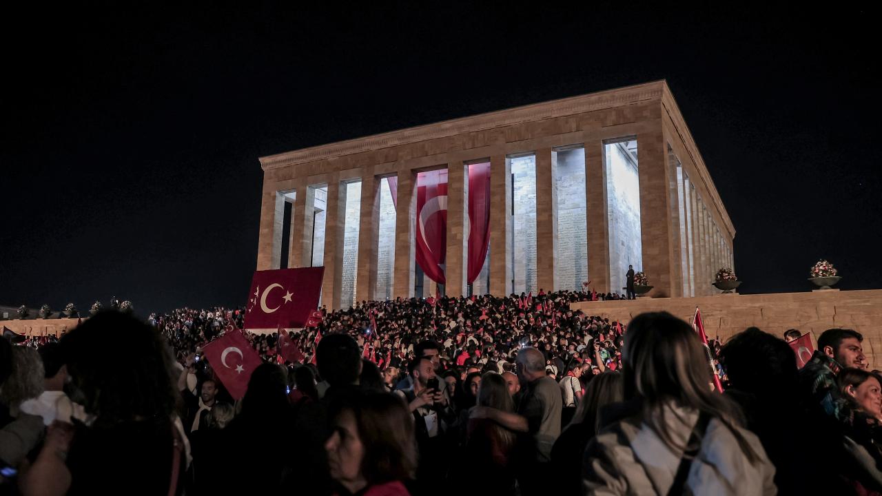 Турция отмечает 101-ю годовщину Дня Республики