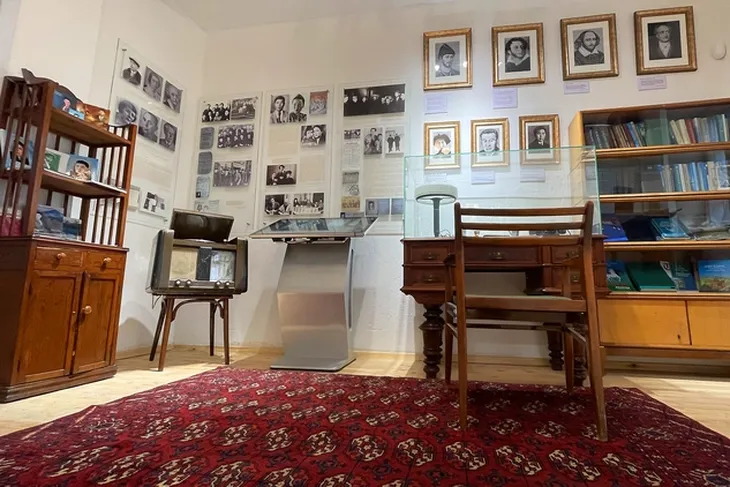 Дом киргизского поэта Аликуля Осмонова Превращен в Музей