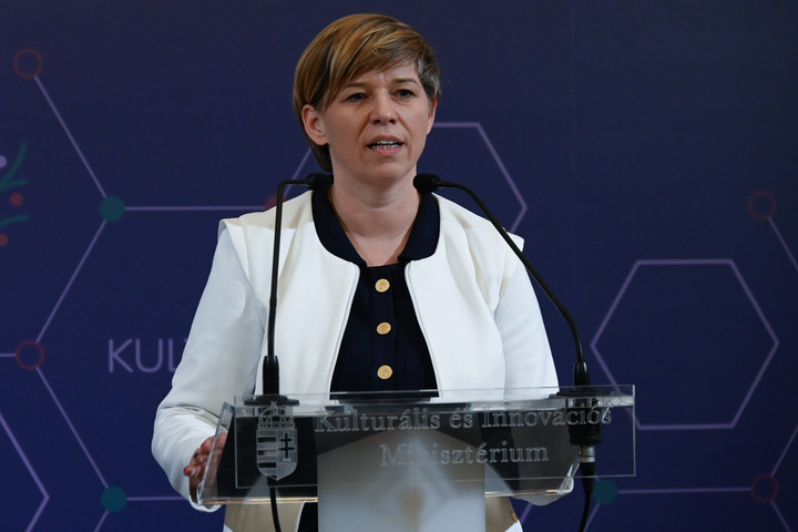 Hungary Launches Interest-Free Loan for Young Workers to Build Careers