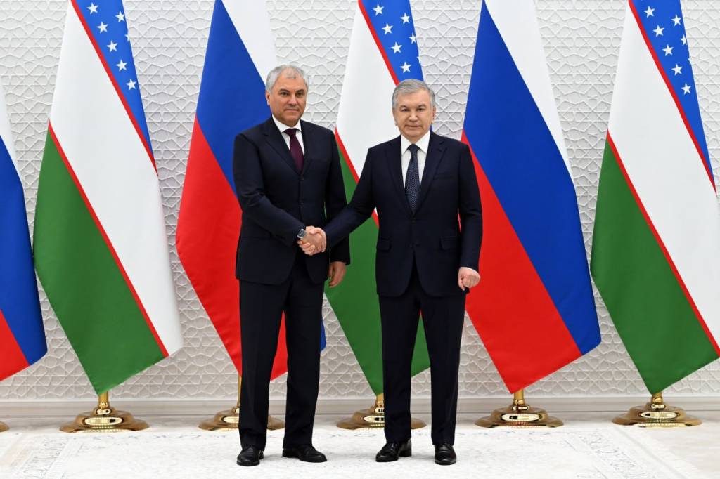 Президент Узбекистана выступил за расширение межпарламентского сотрудничества с Россией